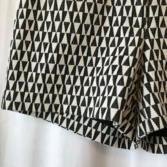 Anthropologie Cartonnier Neda Shorts Black White Geometric Print 4” Retro Mod 10 - Picture 3 of 10